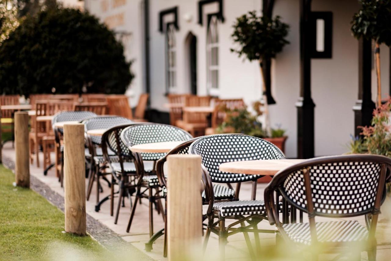 Hotel Bear Of Burton Christchurch  Exterior foto